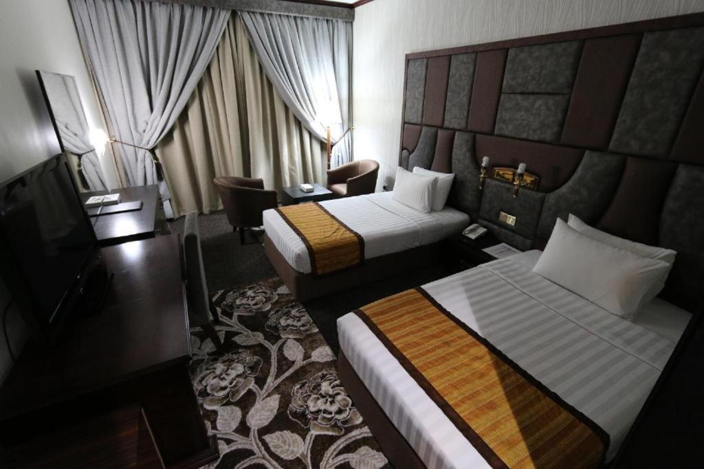 Knight Armour Hotel دبي المظهر الخارجي الصورة