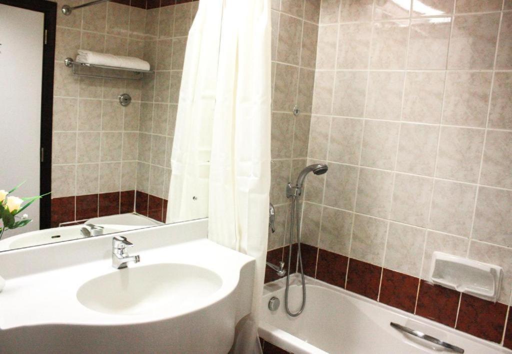 Knight Armour Hotel دبي المظهر الخارجي الصورة